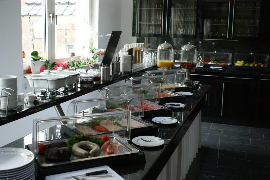 Hotel Am Rosenplatz,24 Stunden Check In, Kostenfreie Parkplaetze 브레츠토르프 외부 사진