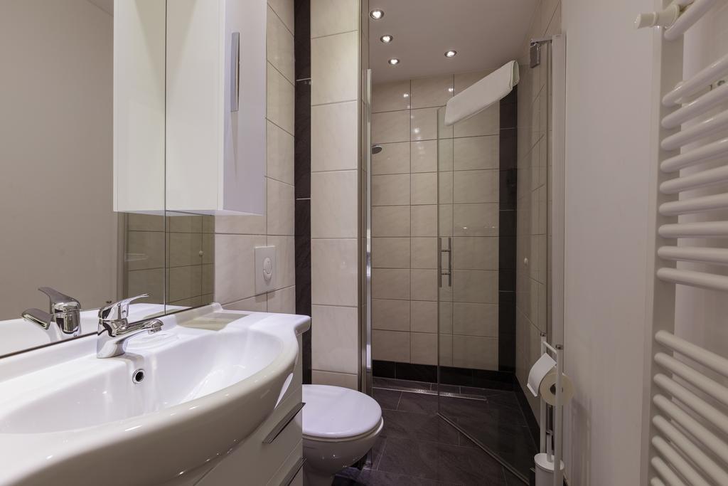 Hotel Am Rosenplatz,24 Stunden Check In, Kostenfreie Parkplaetze 브레츠토르프 외부 사진