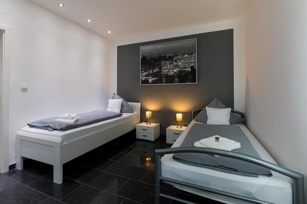 Hotel Am Rosenplatz,24 Stunden Check In, Kostenfreie Parkplaetze 브레츠토르프 외부 사진
